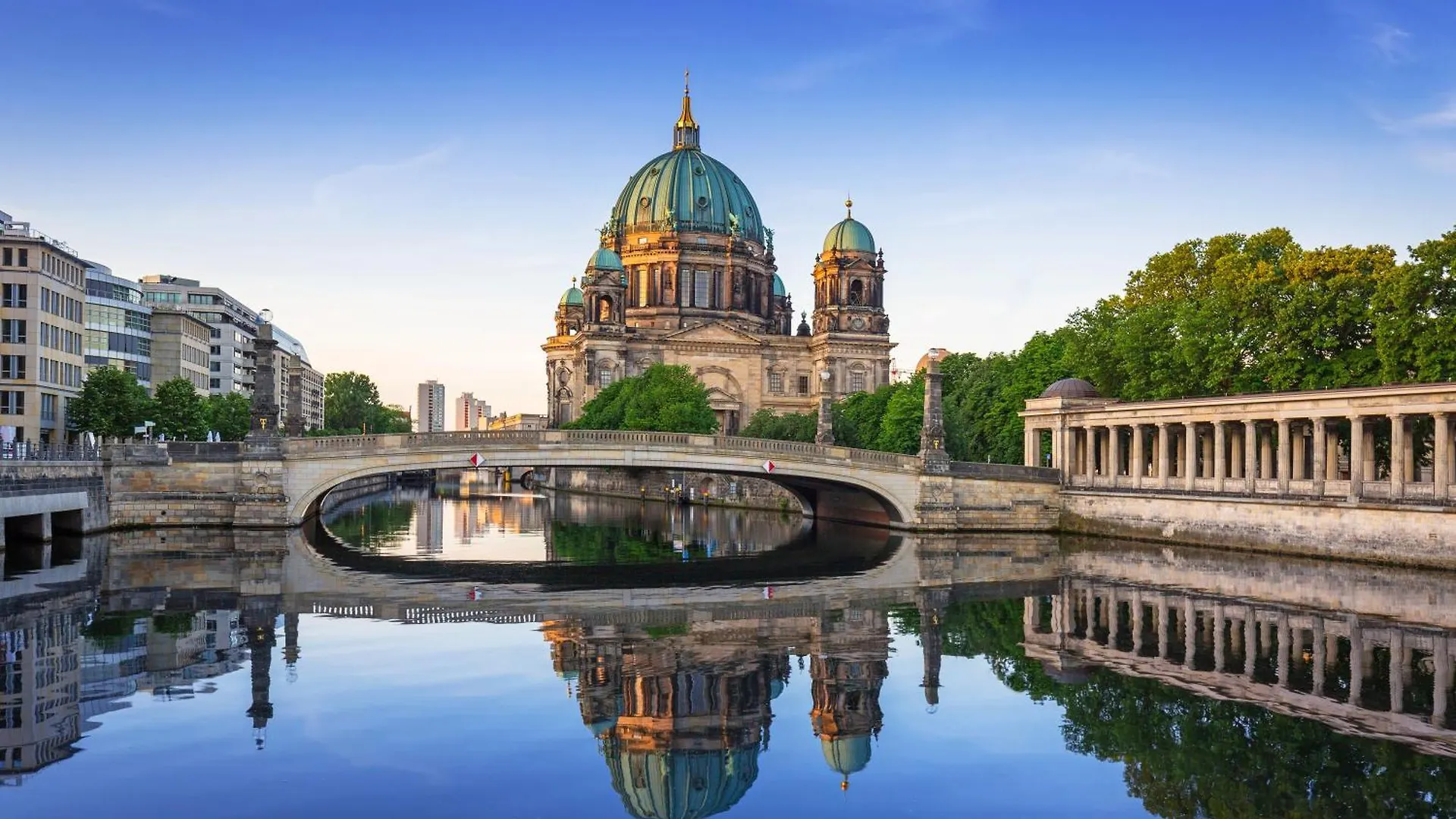 Homely Berlin - Chic Flat, City View, Subway, Cafe, River ألمانيا